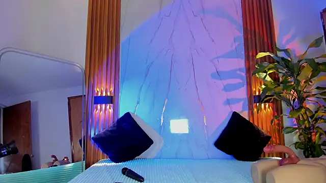 Valeryuzman_ webcam