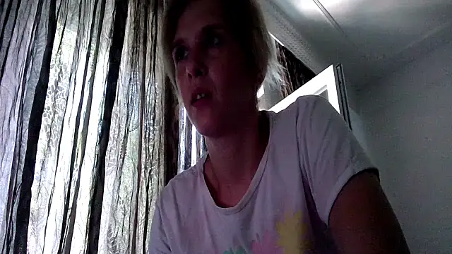 SmokerLety webcam