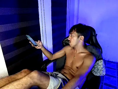 Spicy_RowyCam webcam