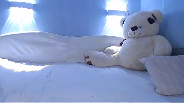 cutecatxxx - CutecatXXX's free webcam - UK Sex Cams