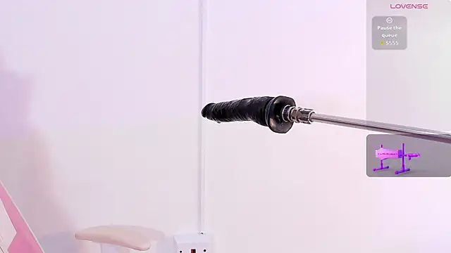 Maddy_red_