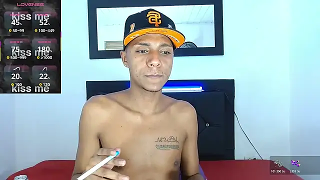 hotboyluxe webcam