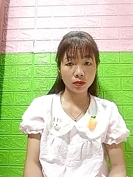 AmyLinee01 webcam