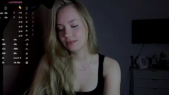 Melanie__murr webcam