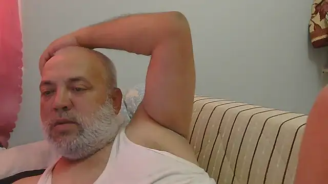 husoizmir live cam on StripChat