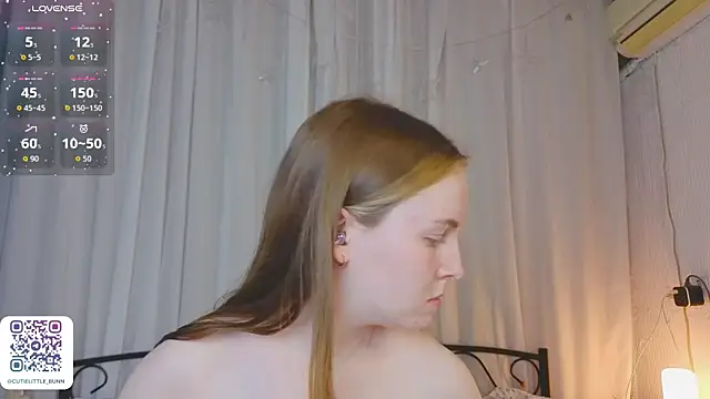 bae_cake_ webcam