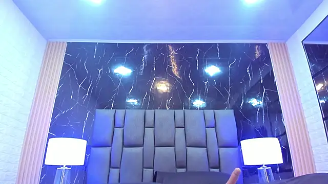 BustyGlow webcam