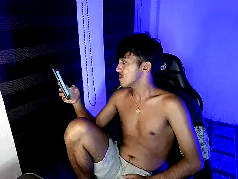 Spicy_RowyCam webcam