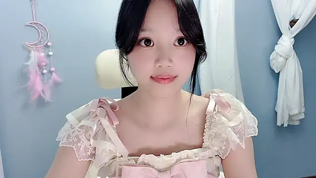 Yanys521 live cam on StripChat