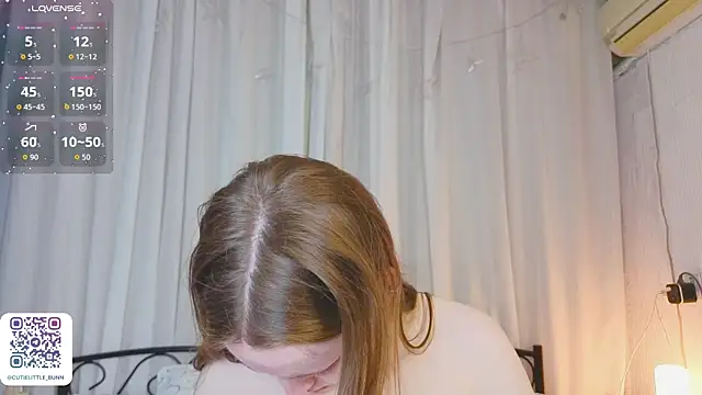 bae_cake_ webcam