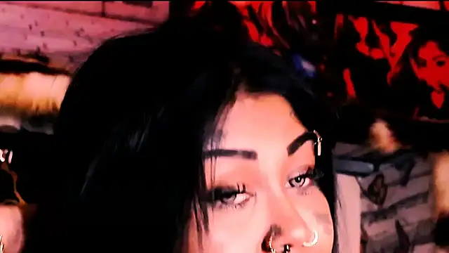 indian_dreamgirl webcam