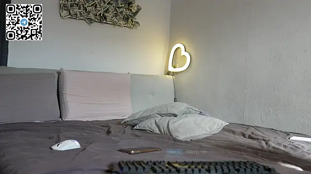 MrsTenderBeast live sex cam