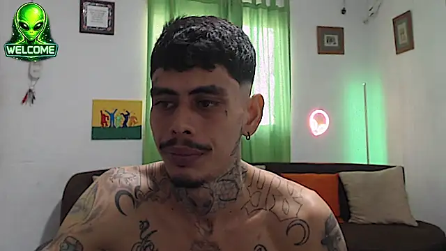 alpha_zom (M young) - CUM EXPLOSION SHOW 👽🍆