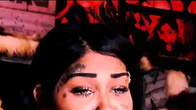 indian_dreamgirl webcam
