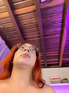 FoxxyAnny webcam