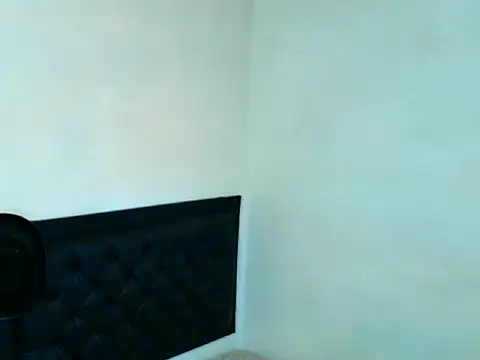 kevinkewman live cam on StripChat