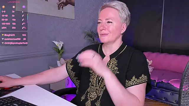 Nika_Smit webcam