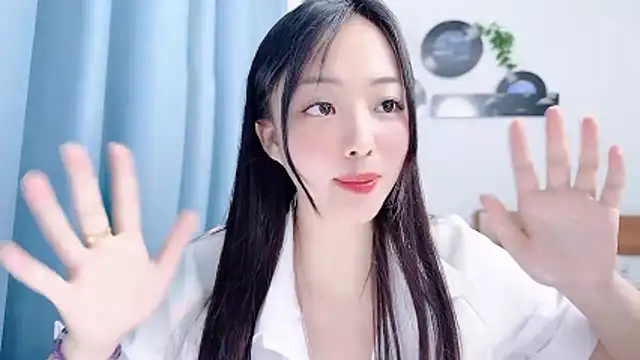 Winnie666999 webcam