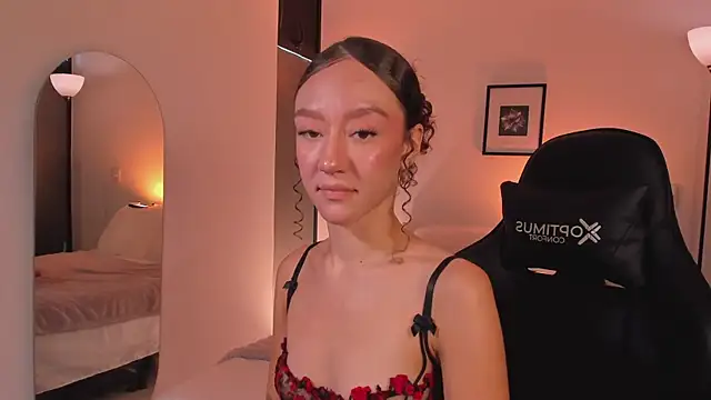 ChloeMoreti webcam