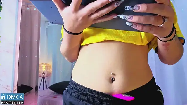 isa_sweet1_ webcam