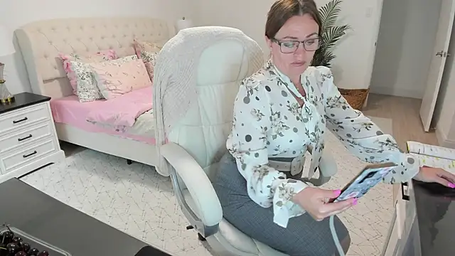 Vika73 webcam
