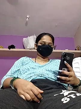 Priyanka_30 webcam