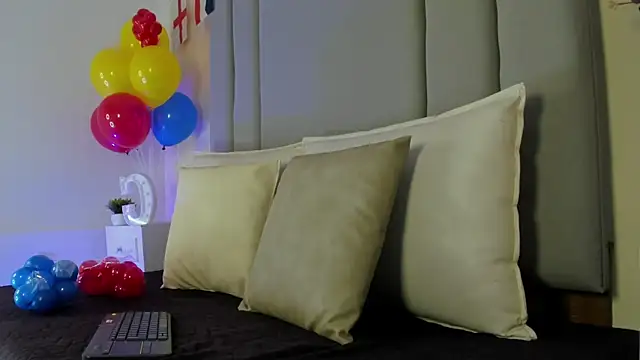 CannelaSmith webcam