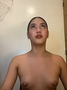 sexyasiancock_yllana webcam
