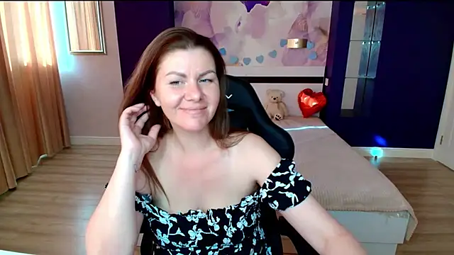 LunaKissesx webcam