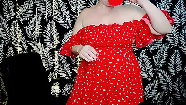 Olivia_playful webcam