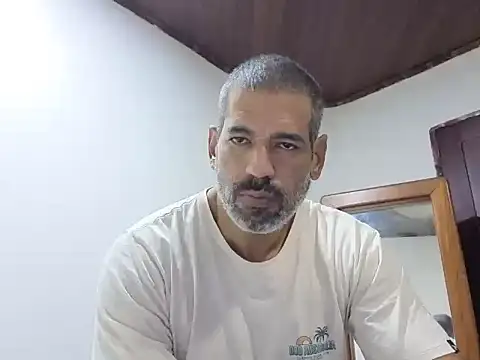 jackbigcock11 webcam
