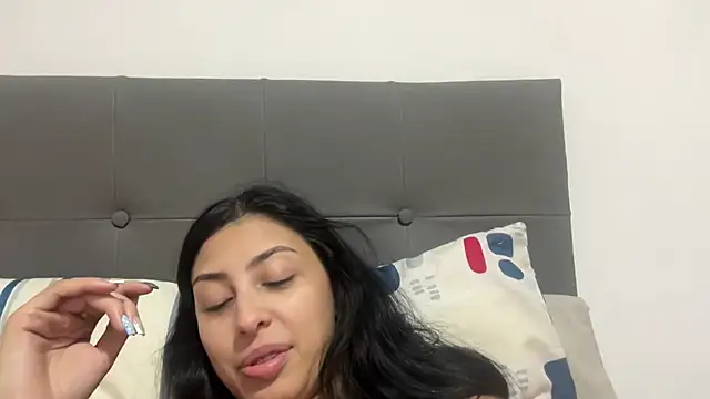 AbrilSantosxo webcam