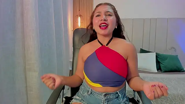 Victoria_Rosee webcam