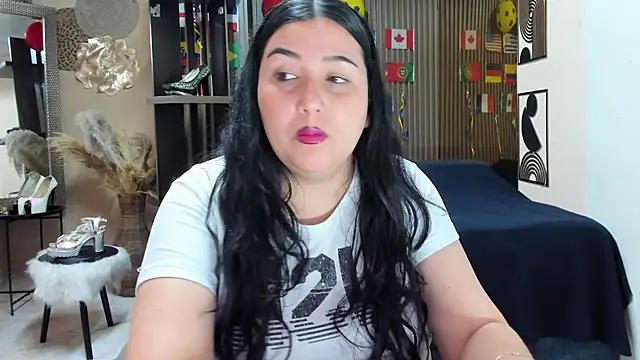 BBWLuxuryMuse webcam