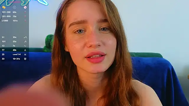 AliviaWithLove webcam