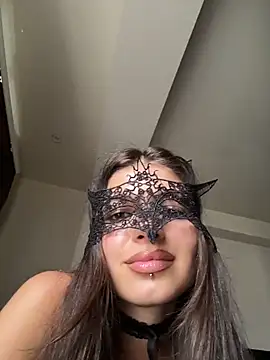 Mia_Cannon webcam