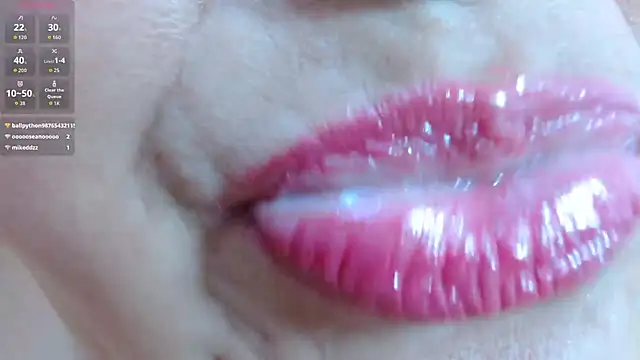 Kerly_Doll webcam