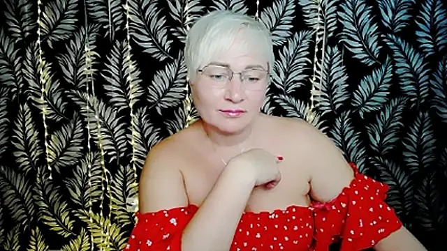 Olivia_playful webcam