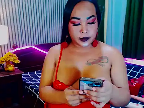Model: CumFactoryLuna