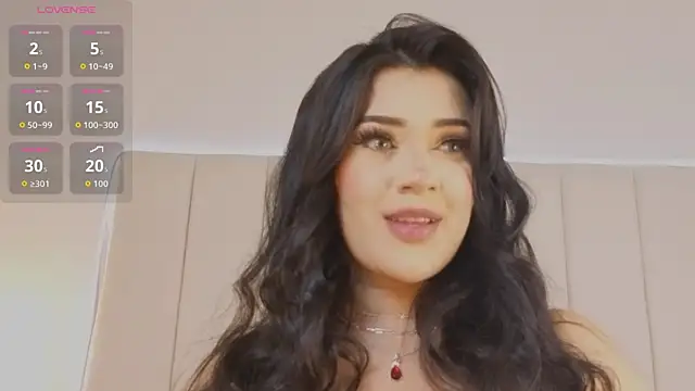 InnaVolkova live cam on StripChat