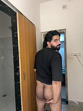 Royalboy_03 Live Webcam on Stripchat