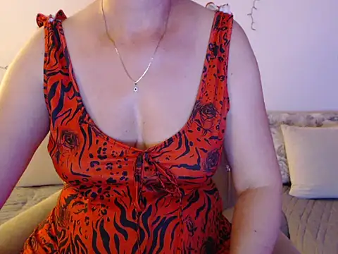YourfantasyGiuly webcam