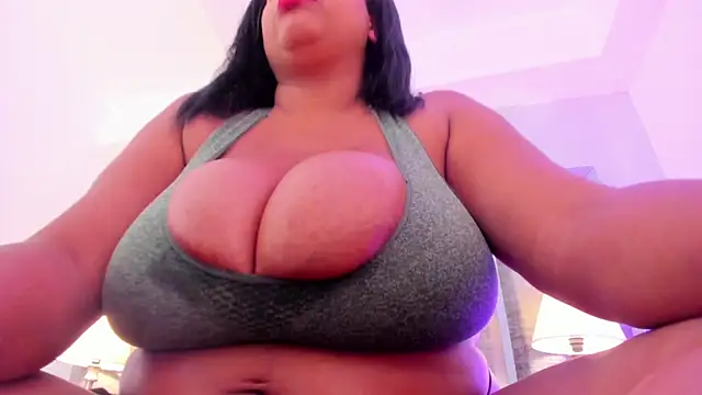 Ciara_Benet webcam