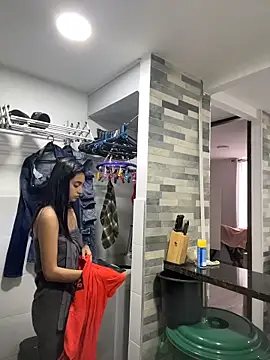 leilani_X webcam