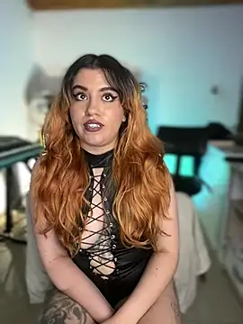 NikkiNix webcam