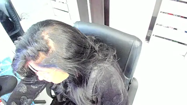 BellaFlaming webcam