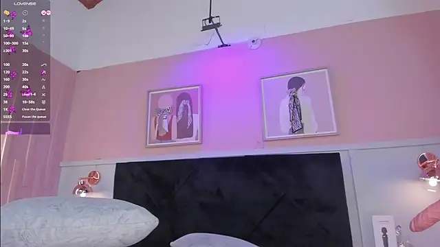 elodie_walker webcam