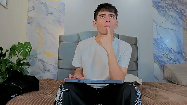 demian_hot99 webcam
