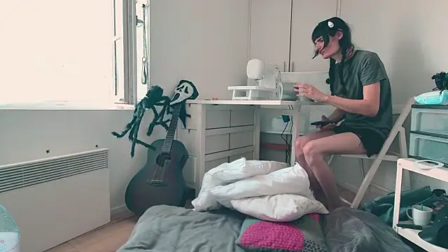 CeriseLapine webcam