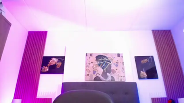 milfsecret69 webcam